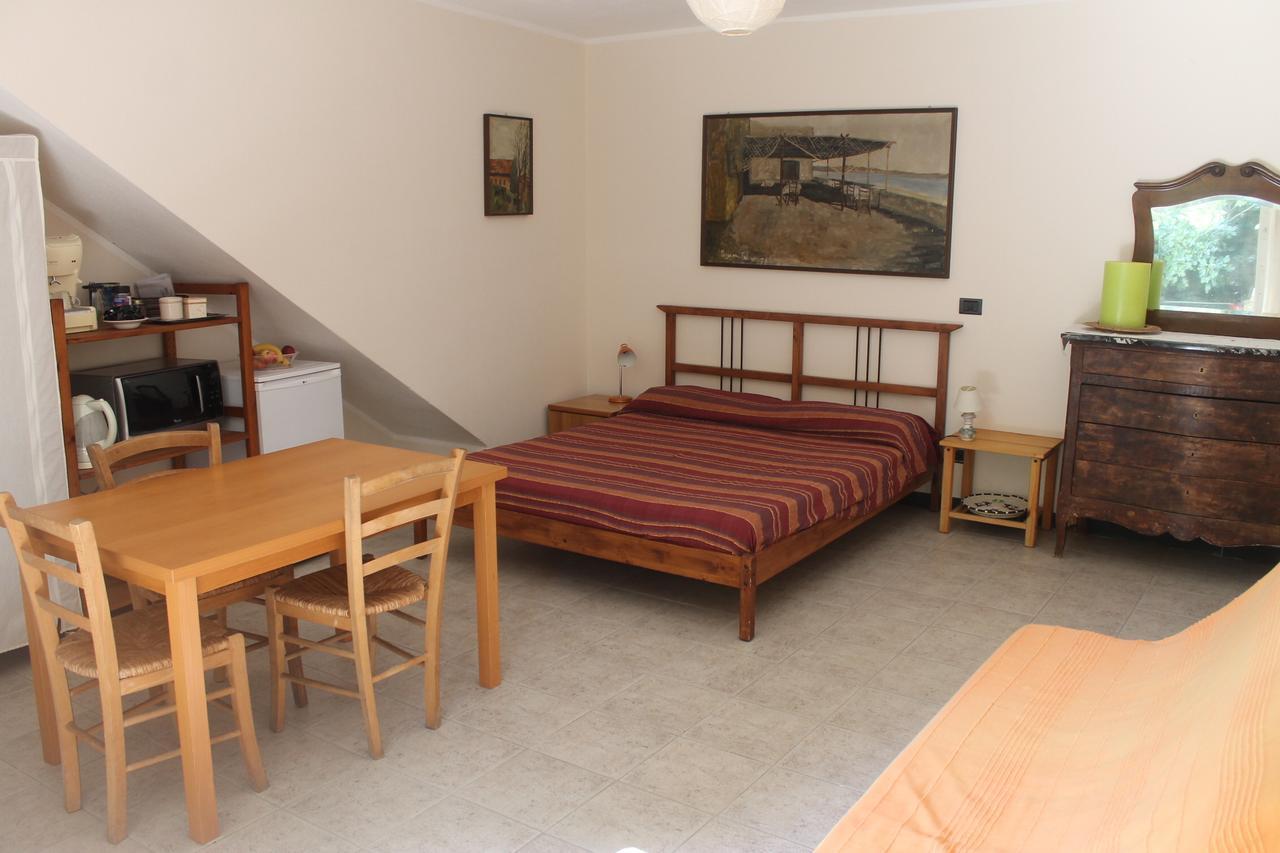 B&B Giucalu Calice Ligure Экстерьер фото